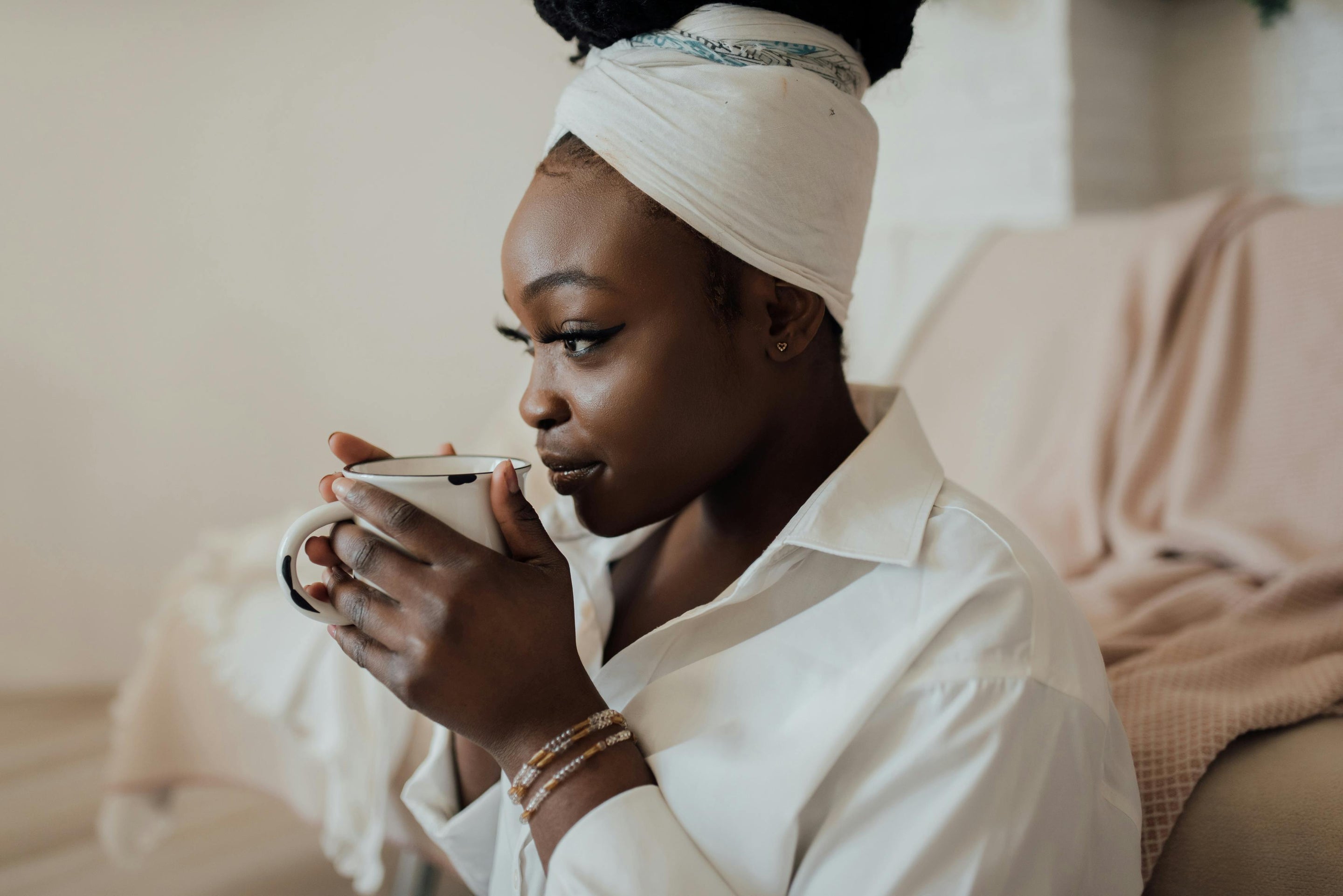Micro-rituels du quotidien : 5 gestes simples pour se reconnecter à son corps
