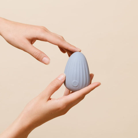 Dune – Accessoire vibrant en silicone moelleux (Bleu clair)