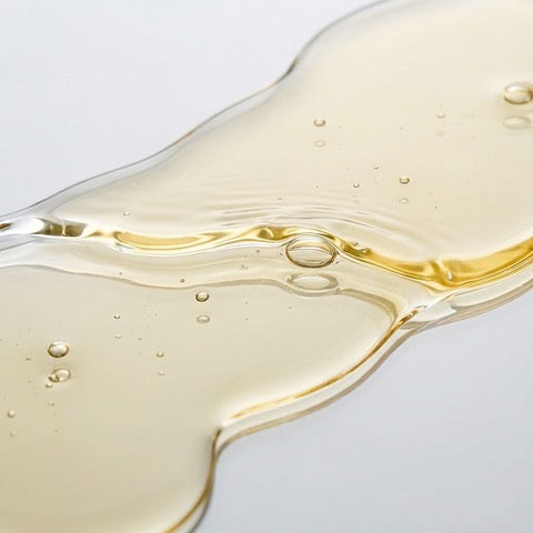 Huile démaquillante soyeuse — EMMERA